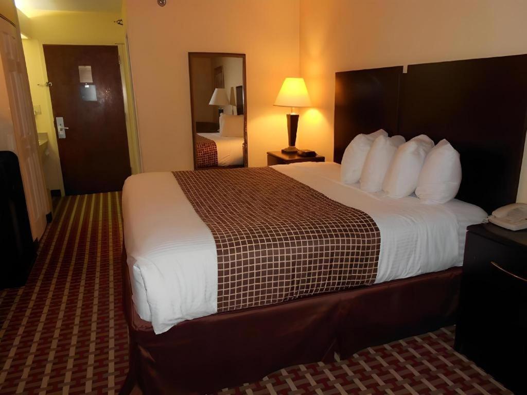 Surestay Plus Hotel Tarboro Exterior foto